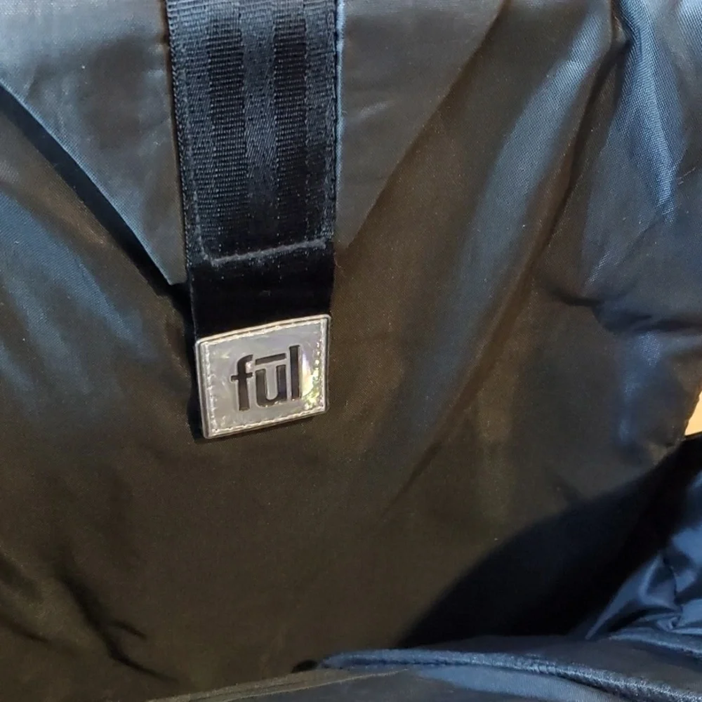 FUL two in one Macbook and IPad computer backpack Black